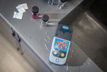 Load image into Gallery viewer, DR300 Pocket Colorimeter